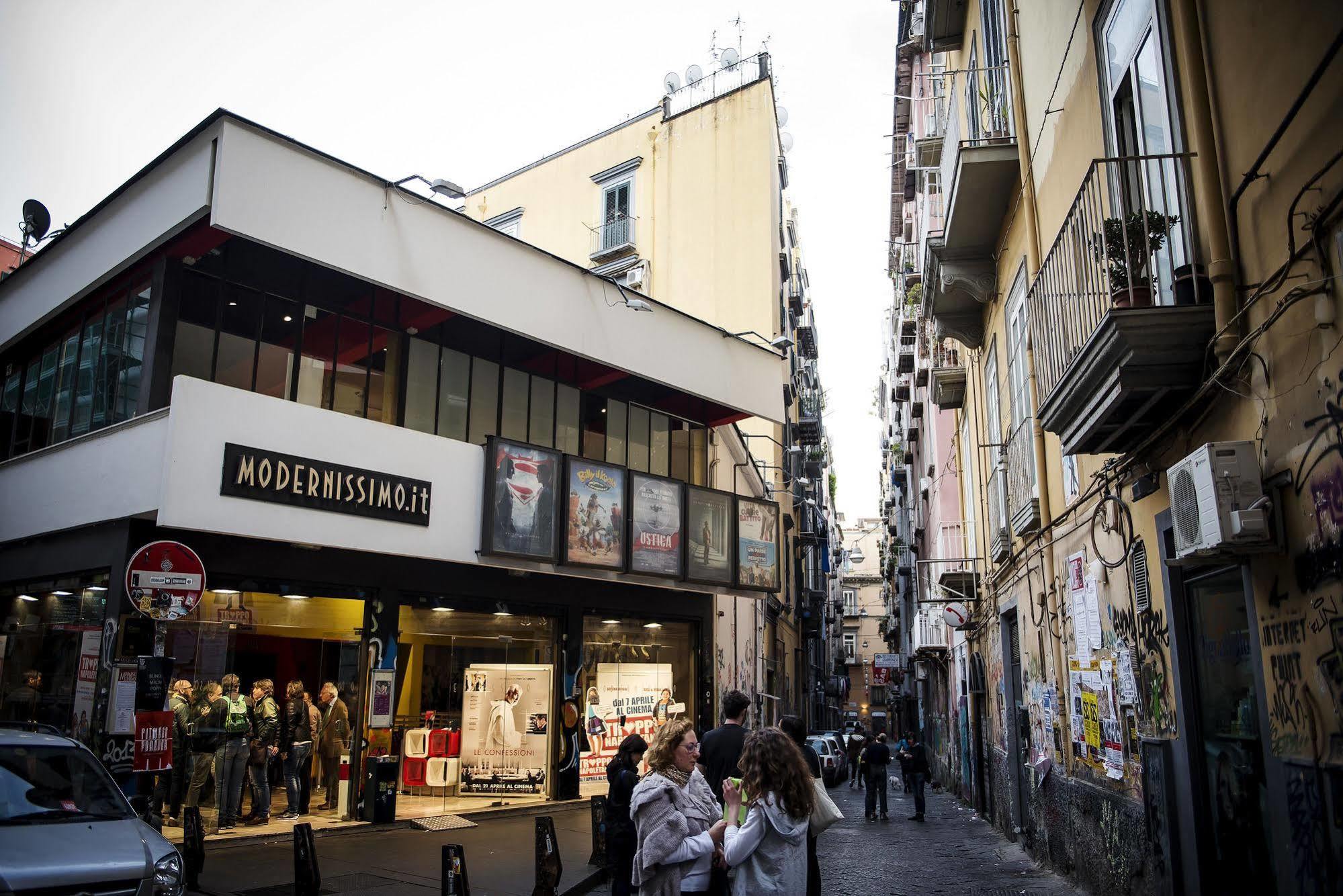 Hotel Le 4 Stagioni Napoli Centro Exterior foto